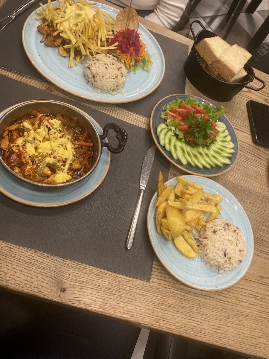 Nevre Cafe & Restaurant-4